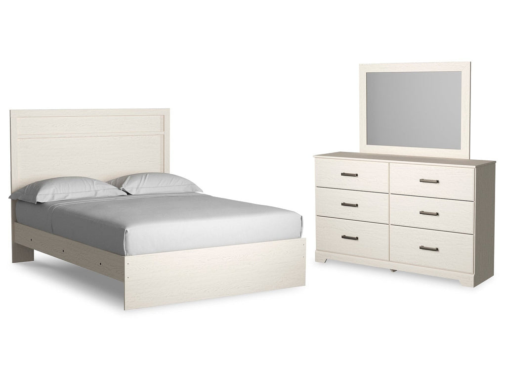 Stelsie Queen Panel Bedroom Set with Dresser and Mirror