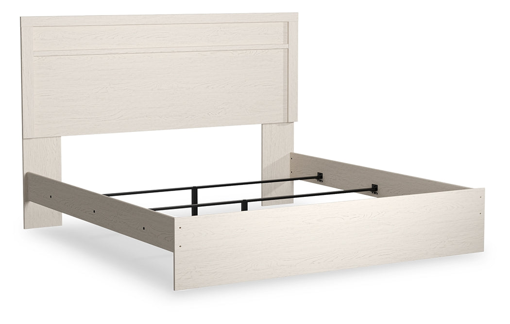 Stelsie White King Panel Bed w/Dresser & Mirror & Nightstand