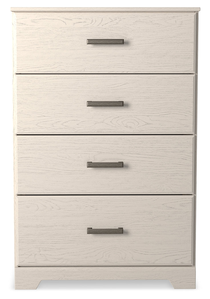 Stelsie White Queen Panel Bedroom Set with Chest and Nightstand