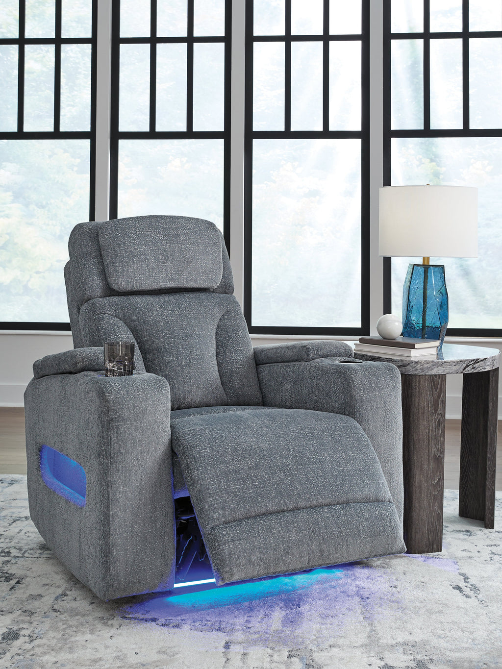 Studio Cave Steel Power Recliner