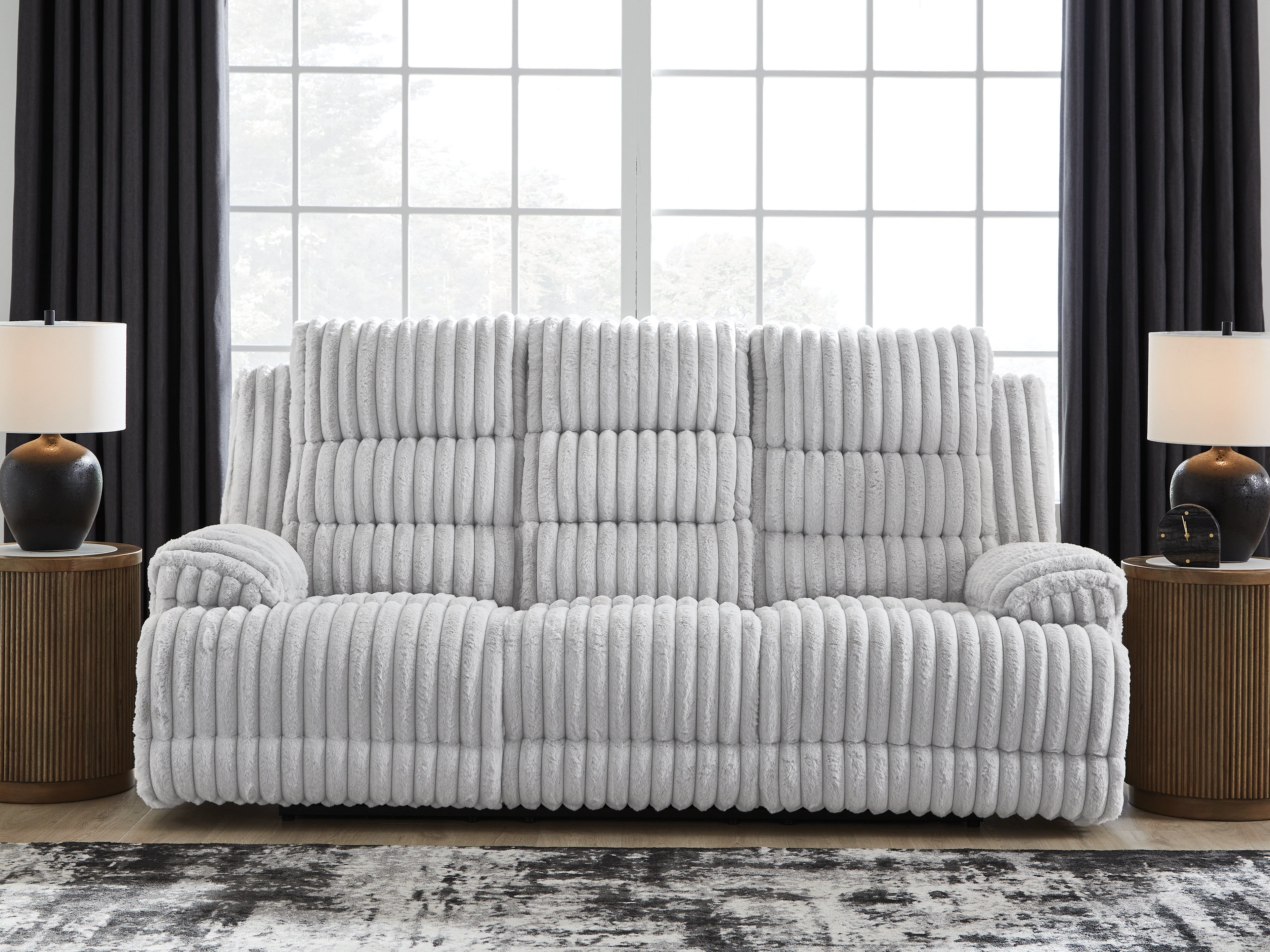 Technique Alloy Power Reclining Sofa with Drop Down Table