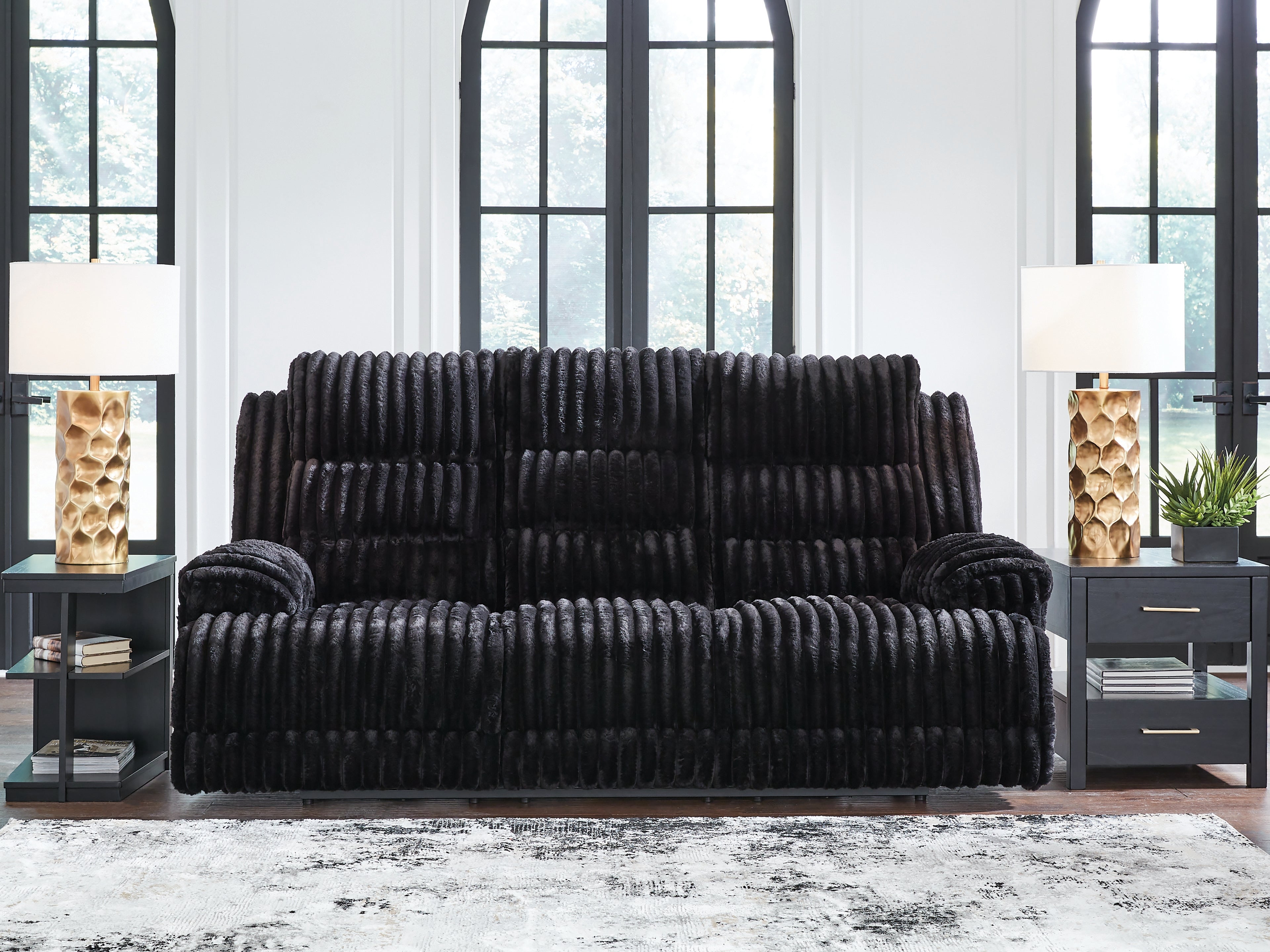 Technique Onyx Power Reclining Sofa with Drop Down Table