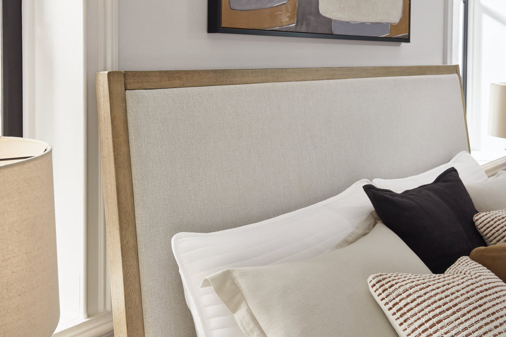 Tomtyn Light Brown King Upholstered Bed