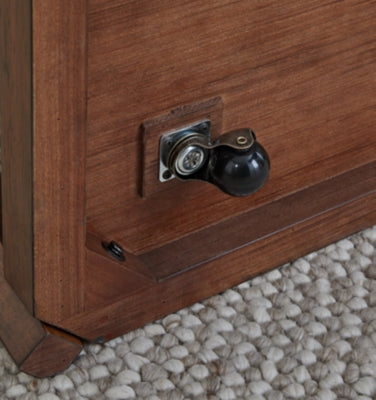 Trenmour Medium Brown Rectangular Cocktail Table