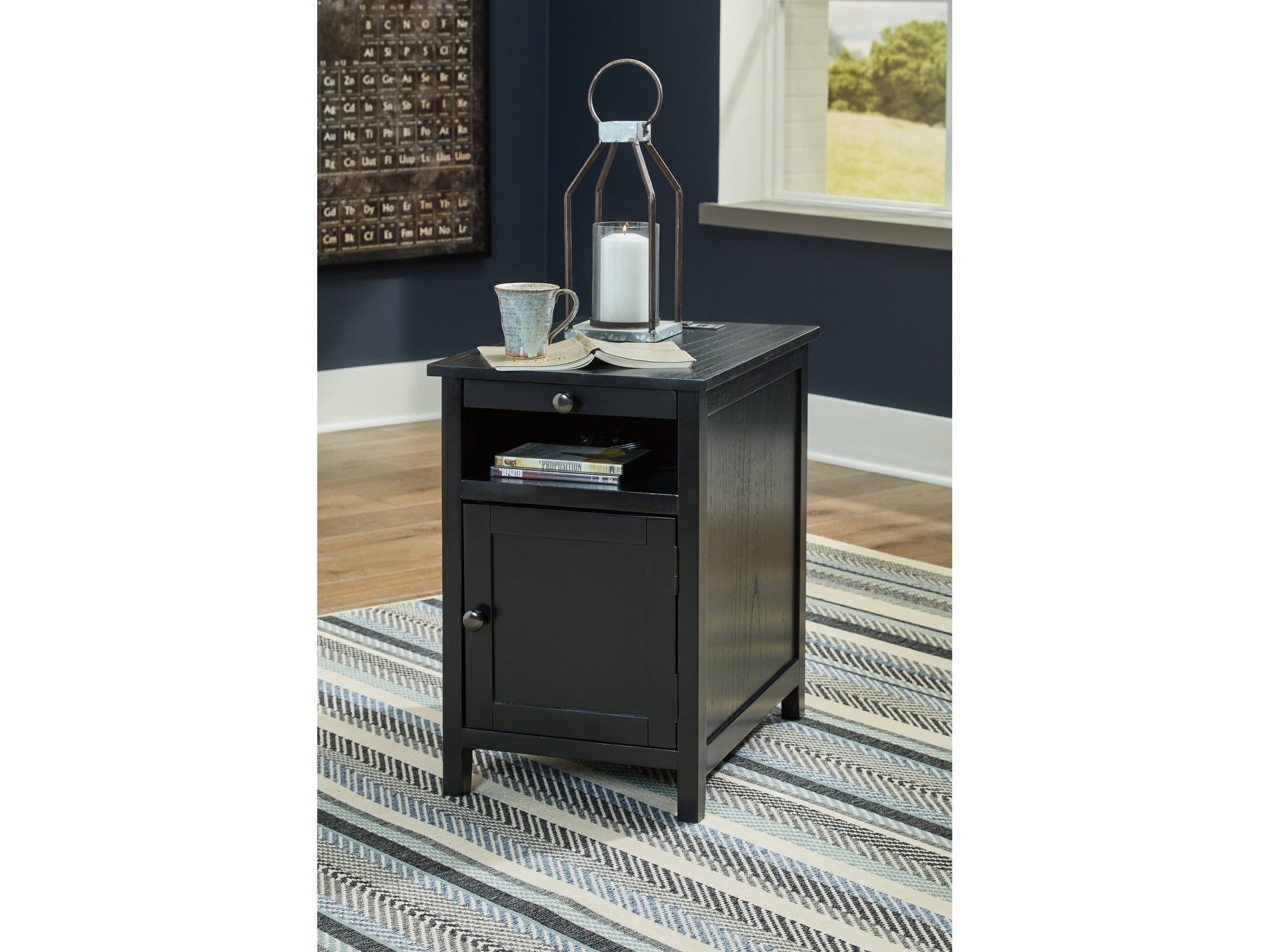 Treytown Black Chairside End Table