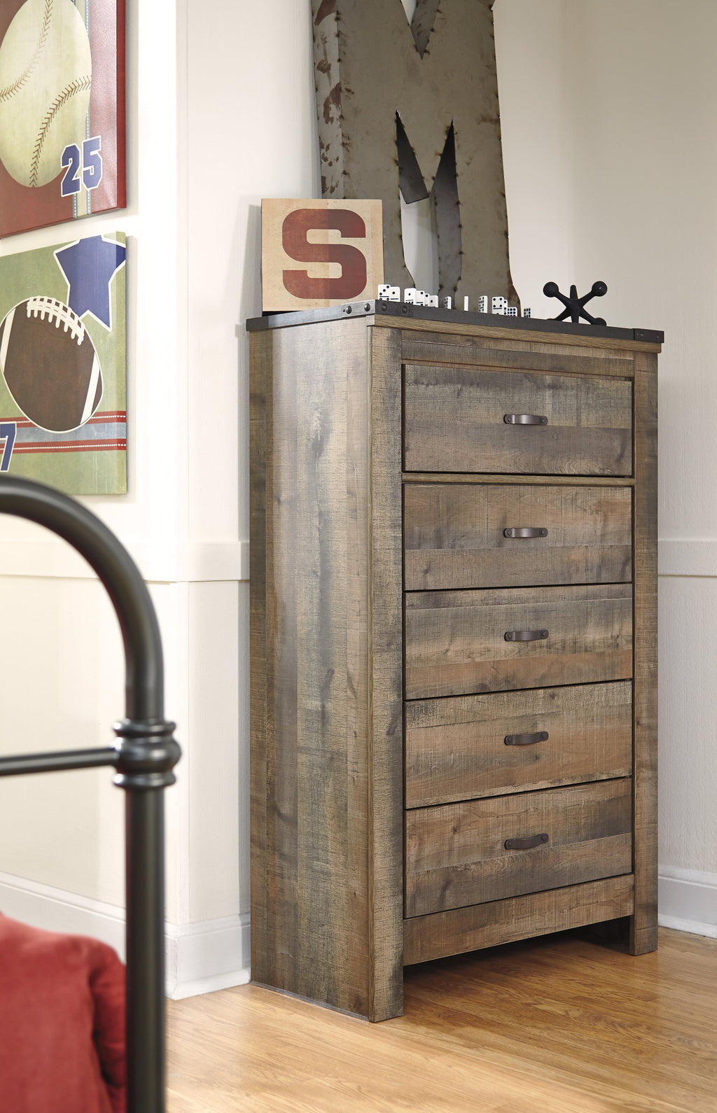 Trinell Brown Chest of Drawers