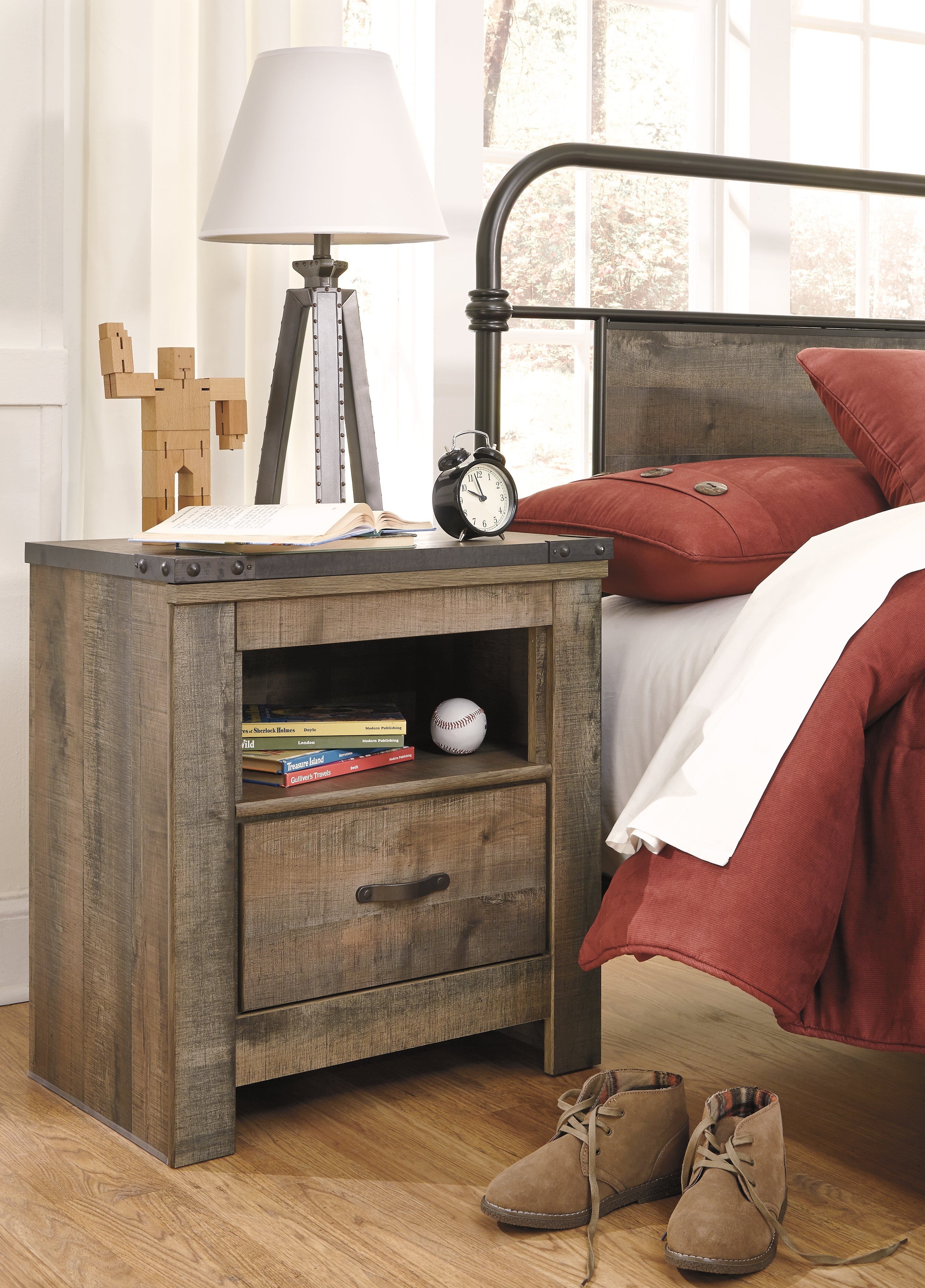 Trinell King/California King Panel Headboard, Dresser, Mirror and Nightstand, Brown