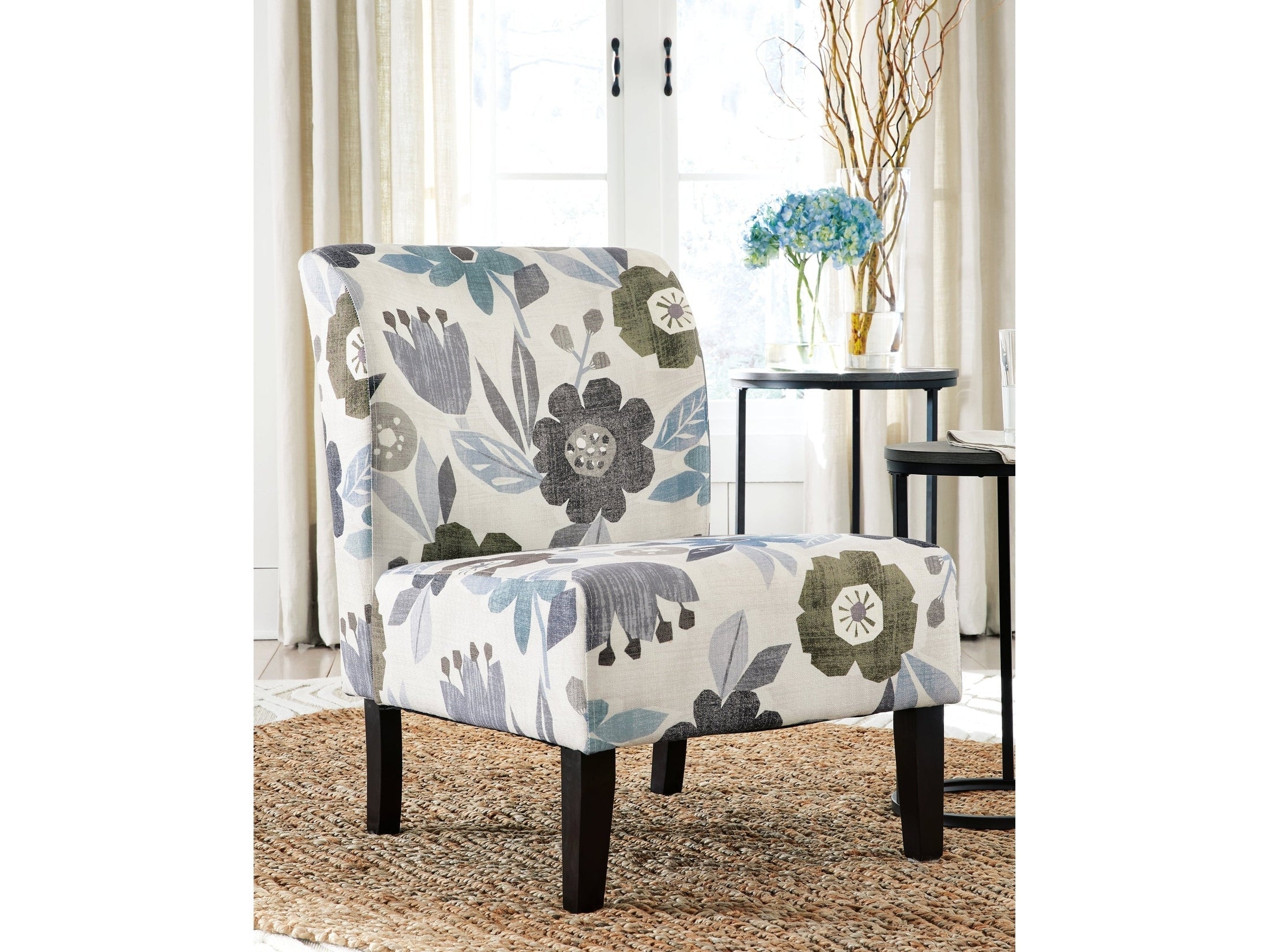 Triptis Multi Accent Chair