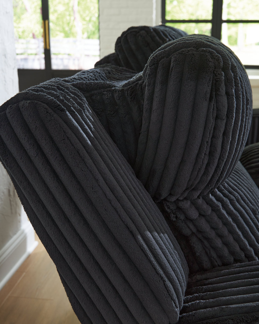 TwinBrooke Black Dual Power Reclining Sofa