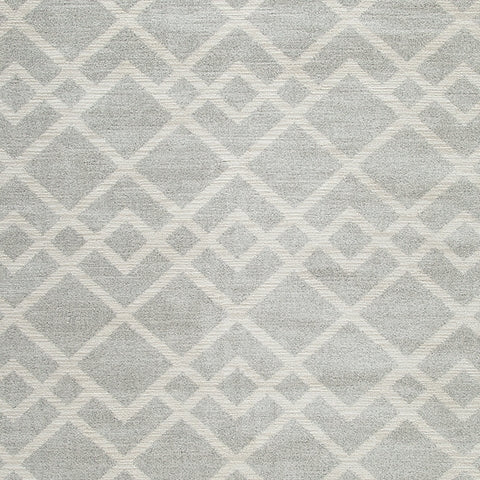 Unawick Gray/Ivory Large Rug