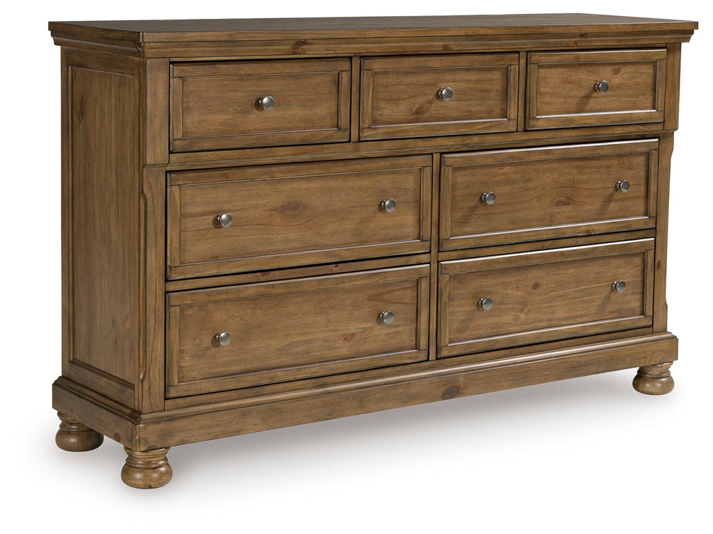 Vandenmore Medium Brown Dresser