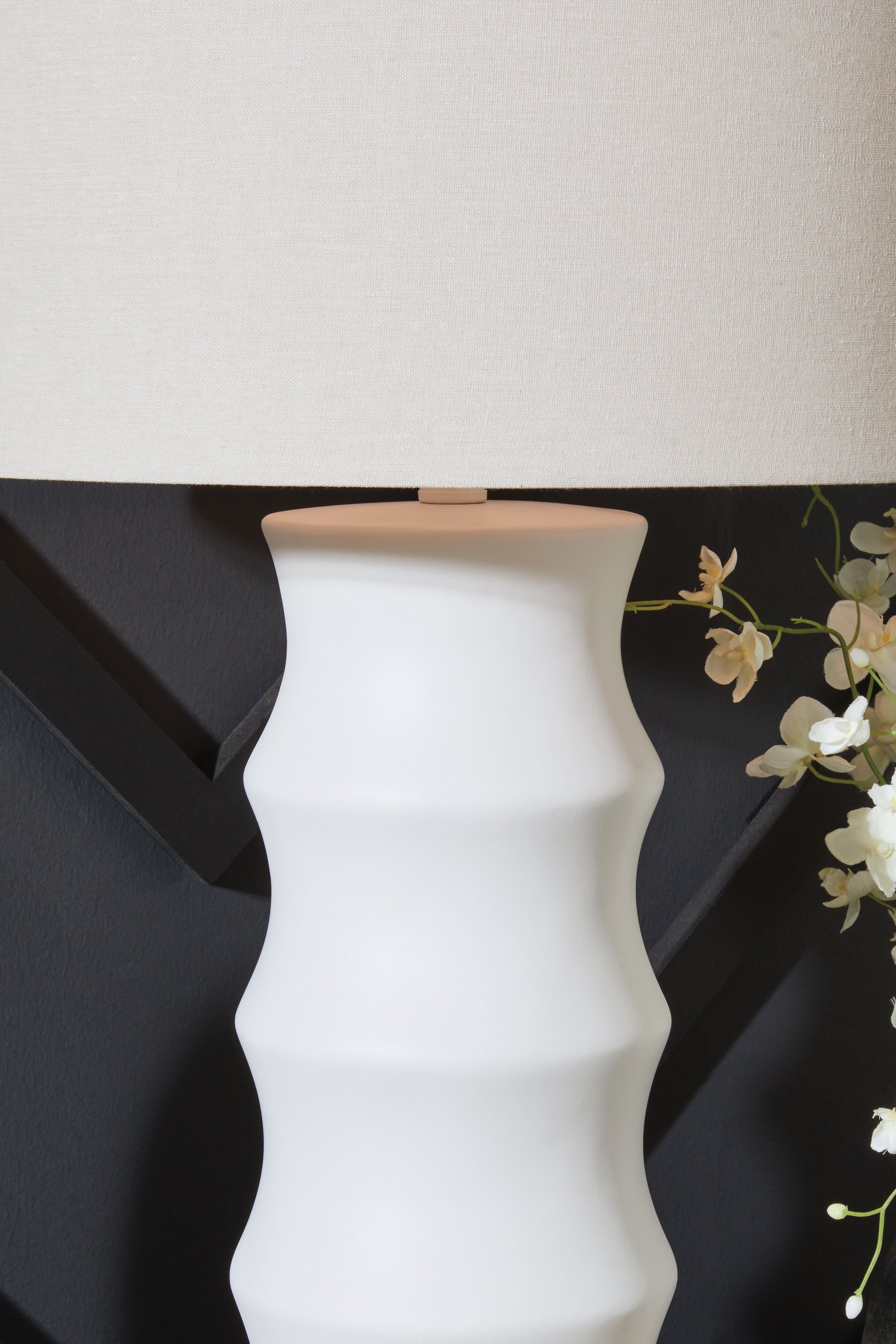 Veraleigh White Poly Table Lamp