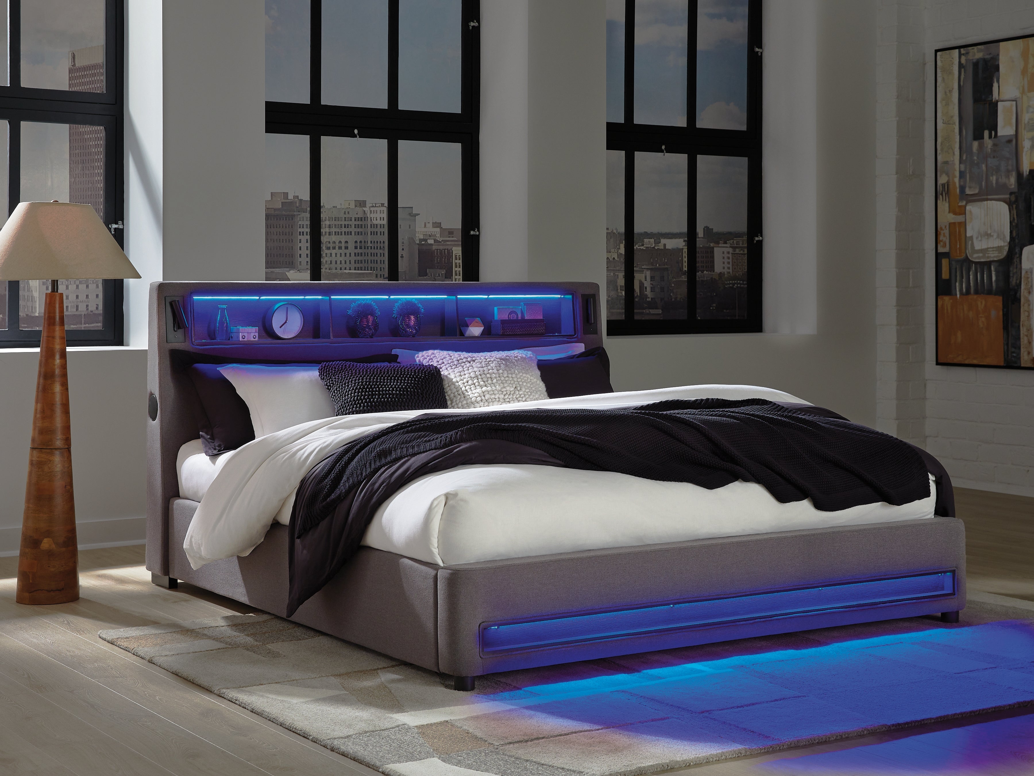 Verishaw Gray King Upholstered Bed