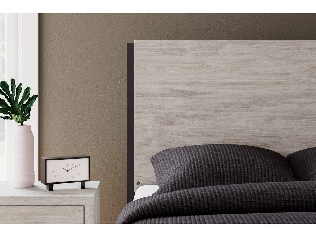 Vessalli Two-tone Queen Panel Headboard