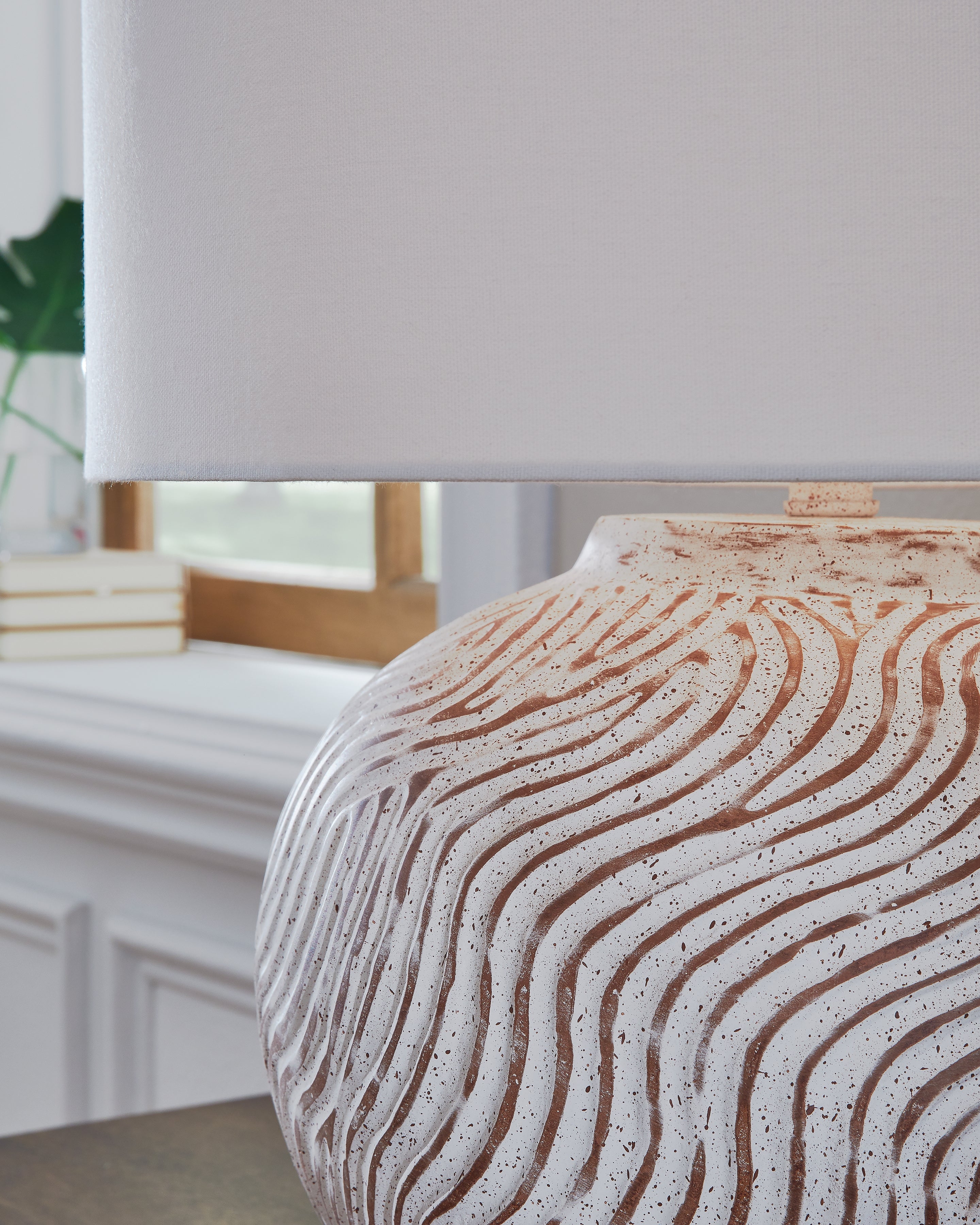 Vien Distressed White Table Lamp