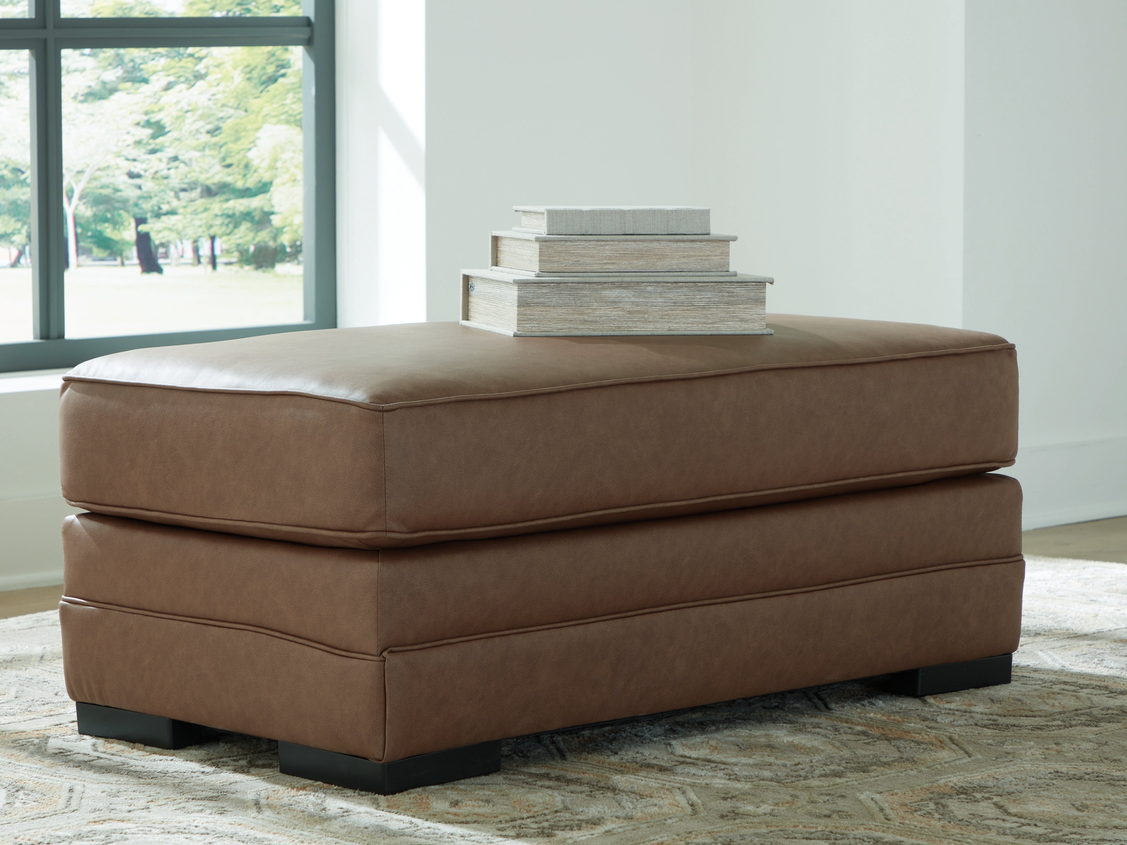 VillaCourt Caramel Ottoman