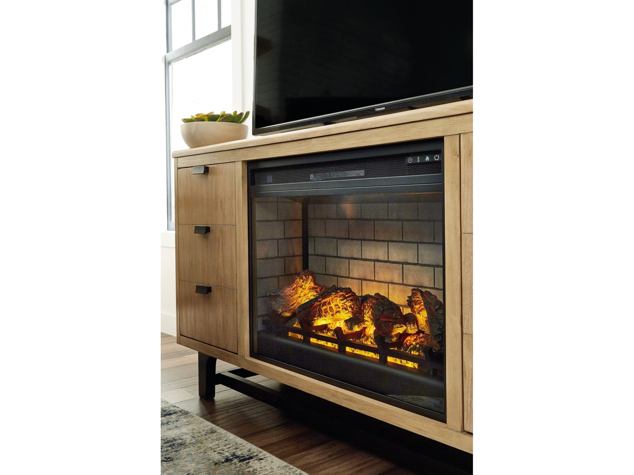 Electric Infrared Fireplace Insert / 31", Black