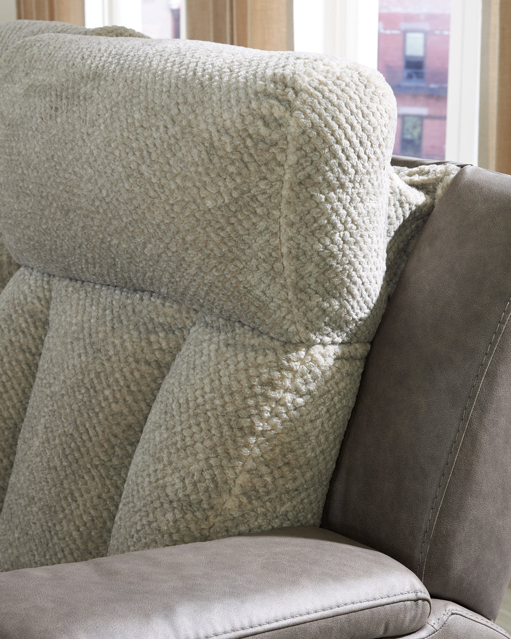 WhipLash Sisal Power Reclining Loveseat w/Console