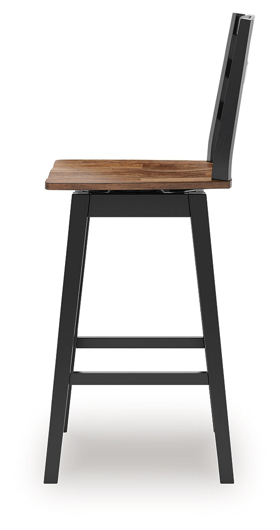 Wildenauer Brown/Black Bar Table and 4 Barstools