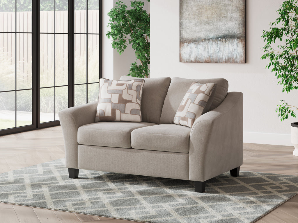 Willarae Taupe Loveseat