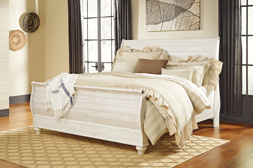 Willowton King Sleigh Bed & Dresser & Mirror & Chest & Nightstand