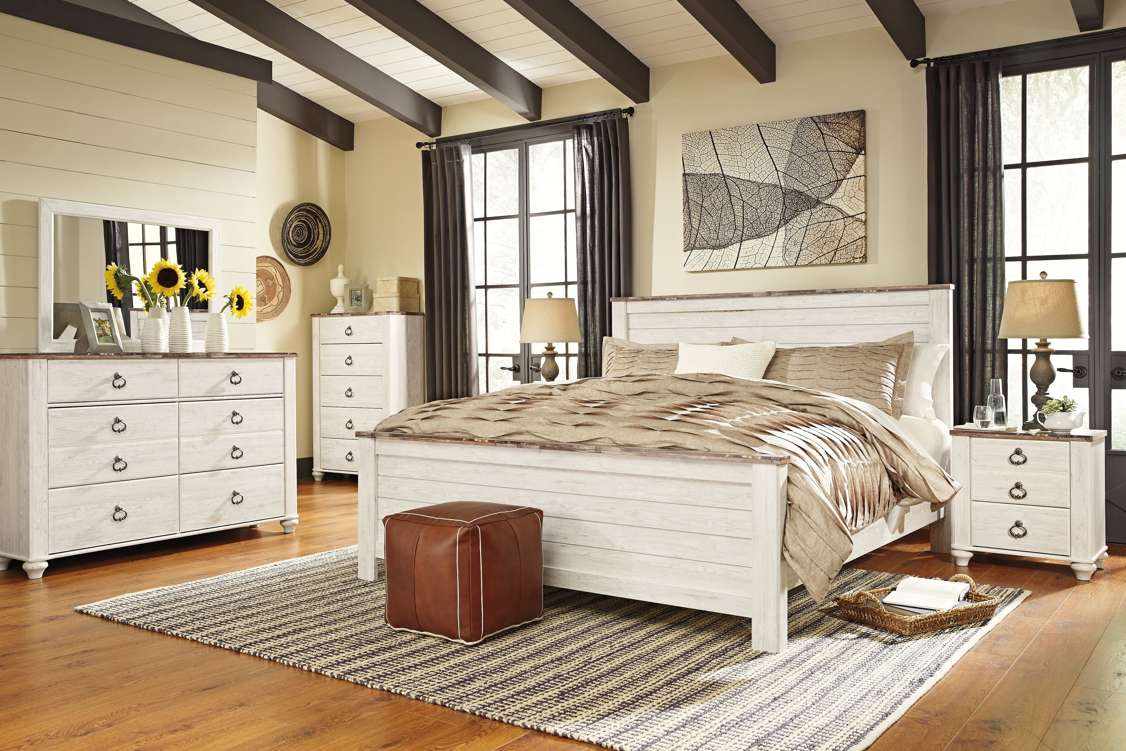 Willowton Whitewash California King Panel Bed