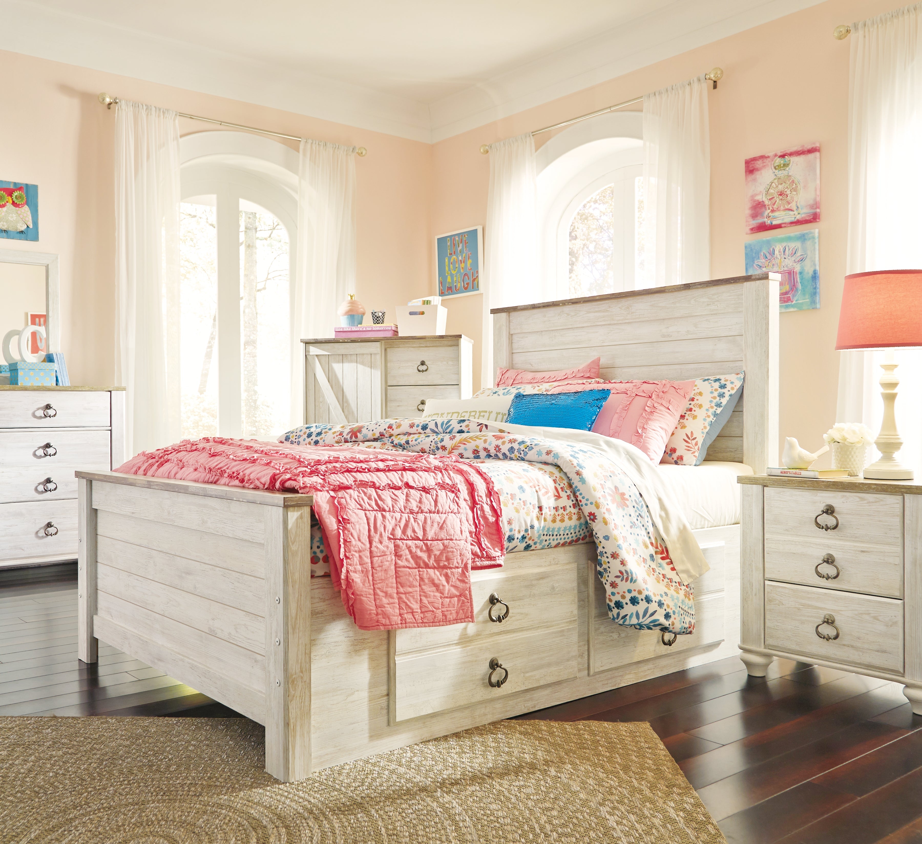 Willowton Whitewash Full Panel Bed with 2 Storage Drawers