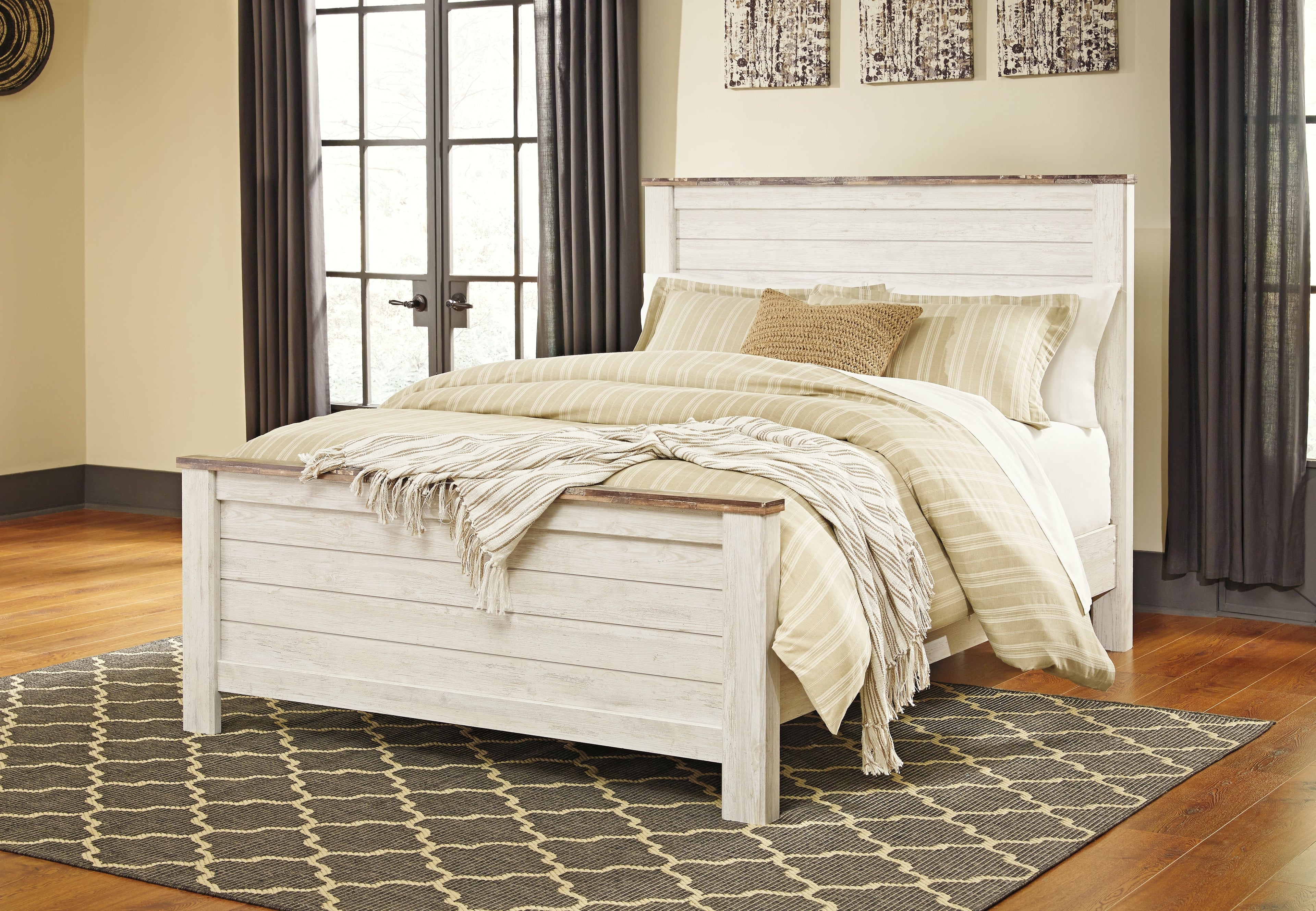 Willowton Whitewash Queen Panel Bed