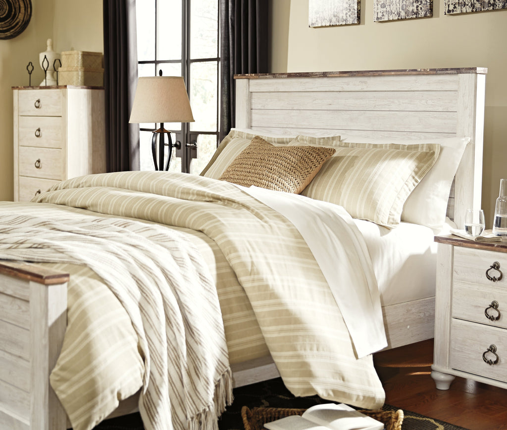 Willowton Whitewash Queen Panel Bed