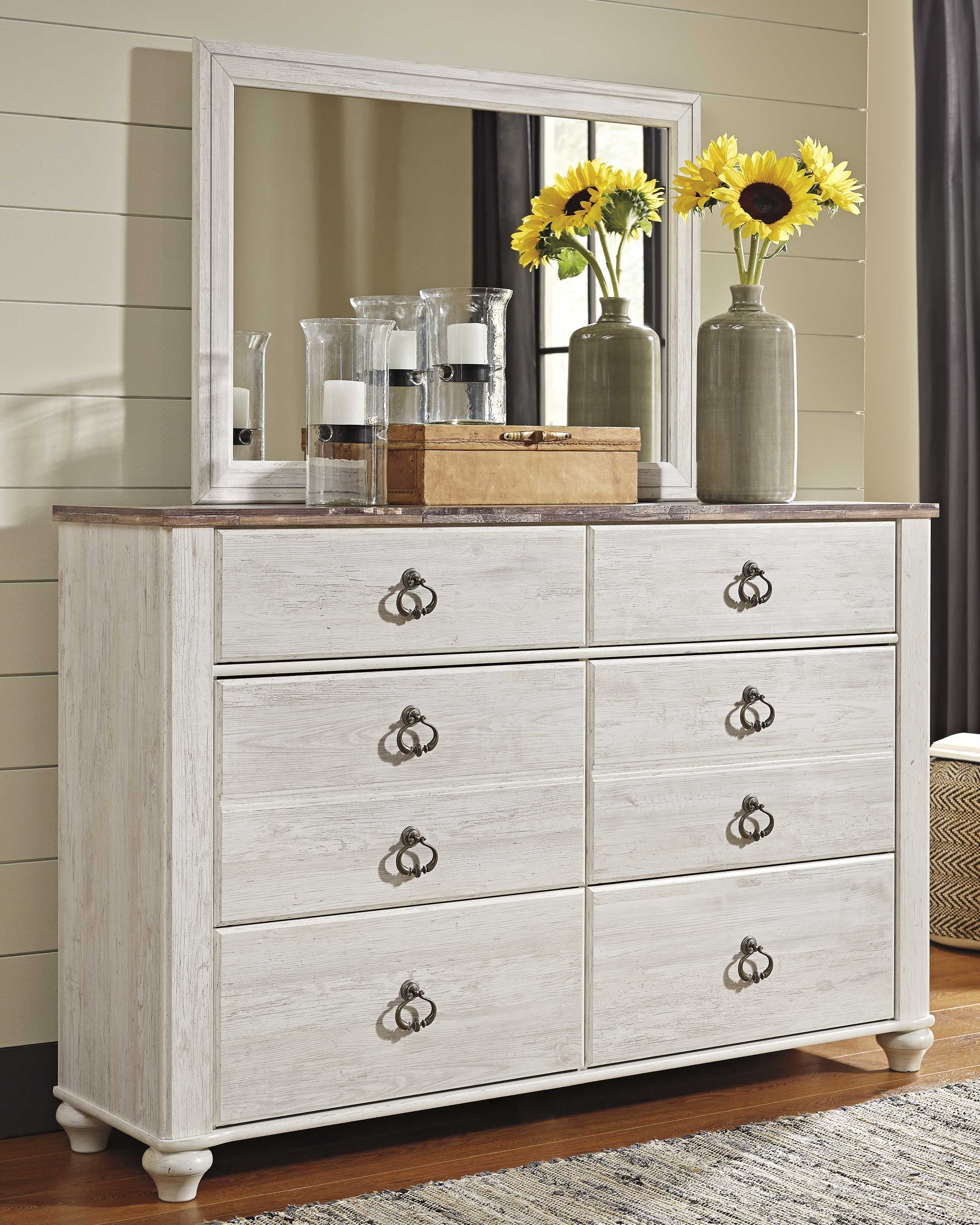 Willowton Whitewash Queen Sleigh Bedroom Set