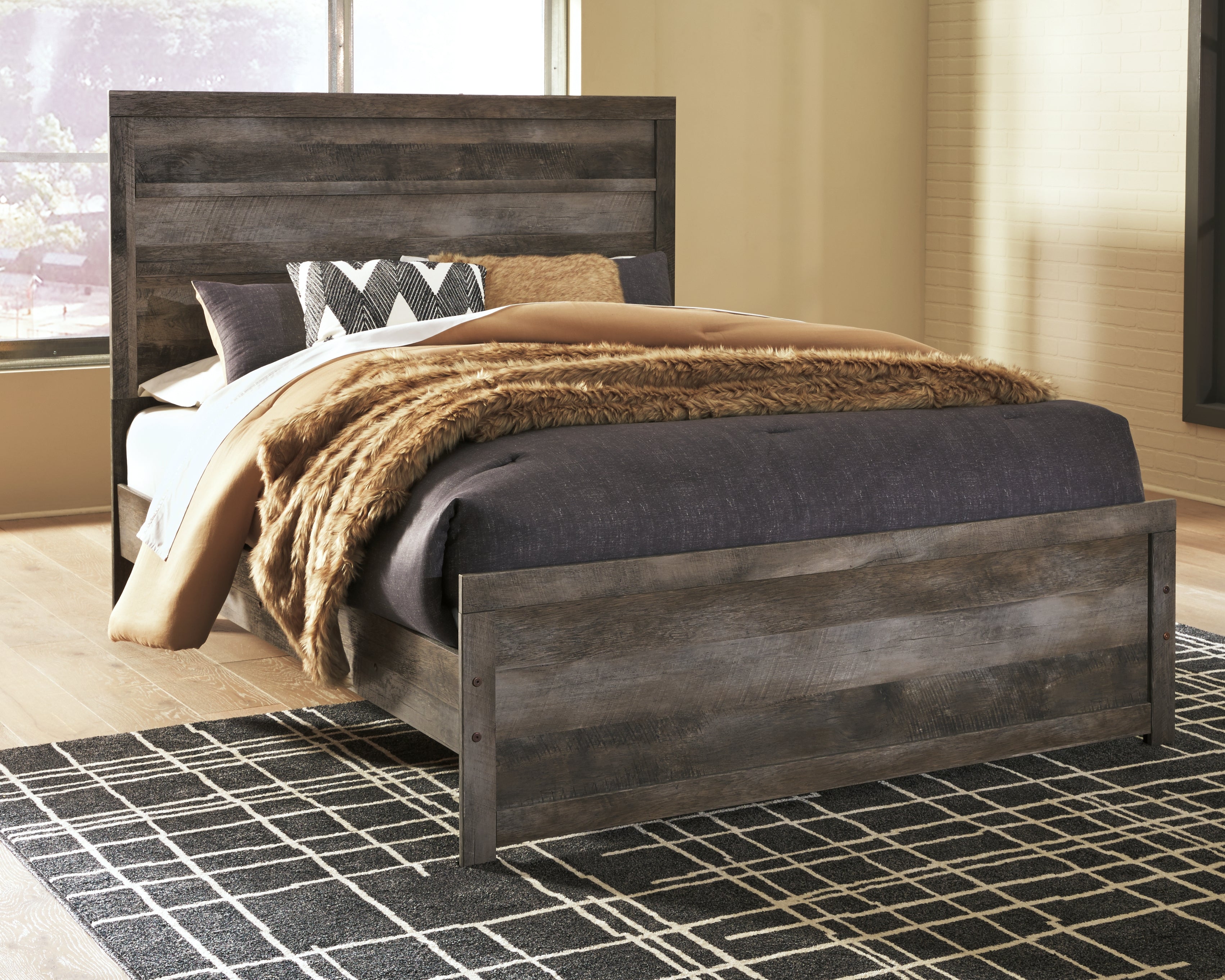 Wynnlow Queen Panel Bedroom Set, Gray