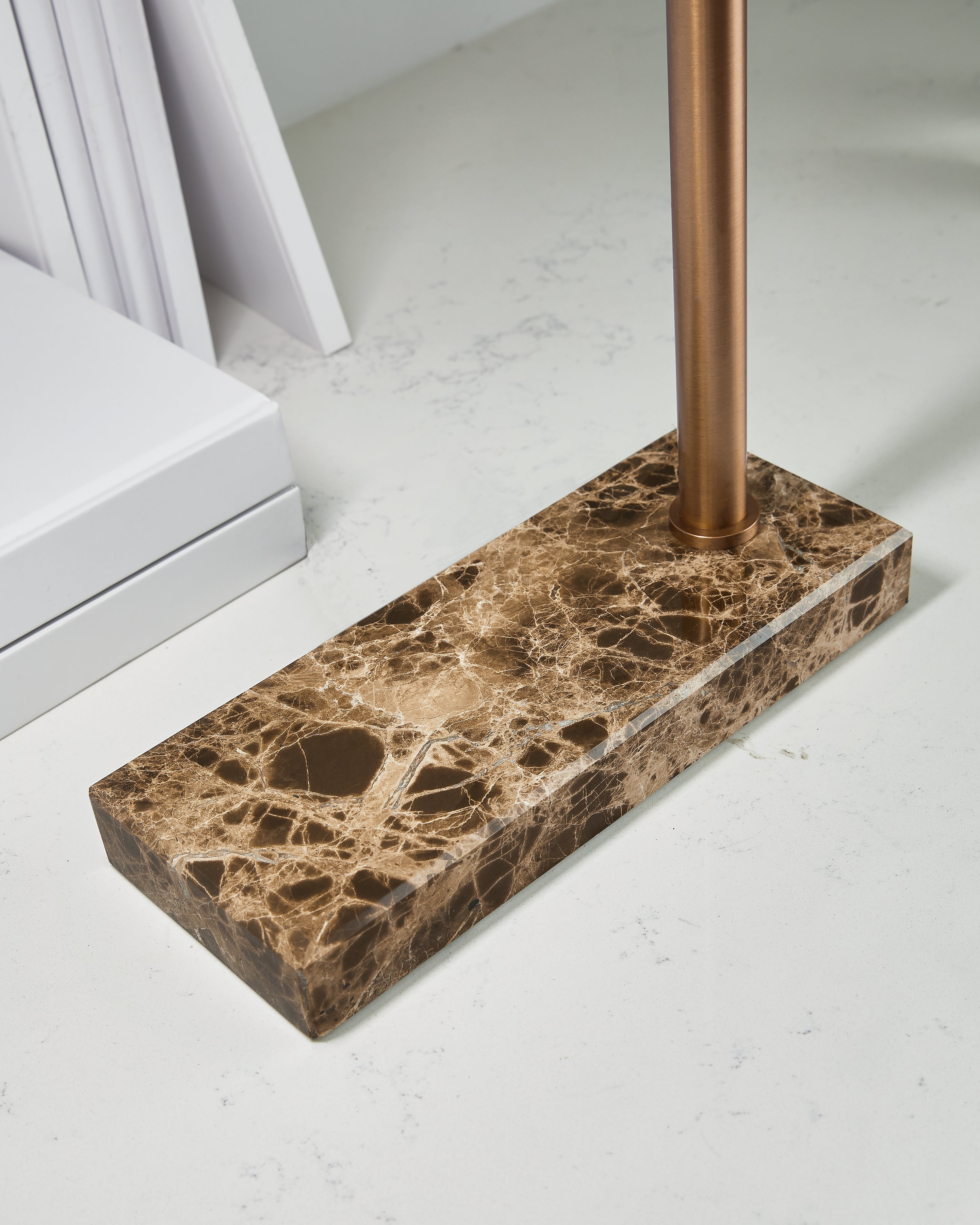 Yafe Bronze Desk Lamp