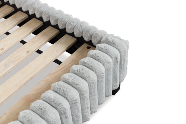 Zuraleus Gray California King Upholstered Bed