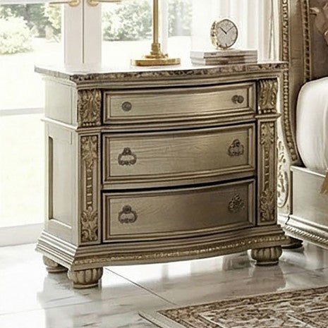 Fromberg - 4 Pc Queen Bedroom Set
