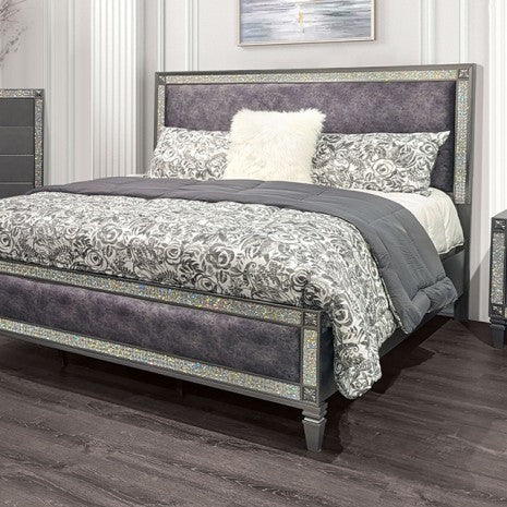 Lyanne - Bed